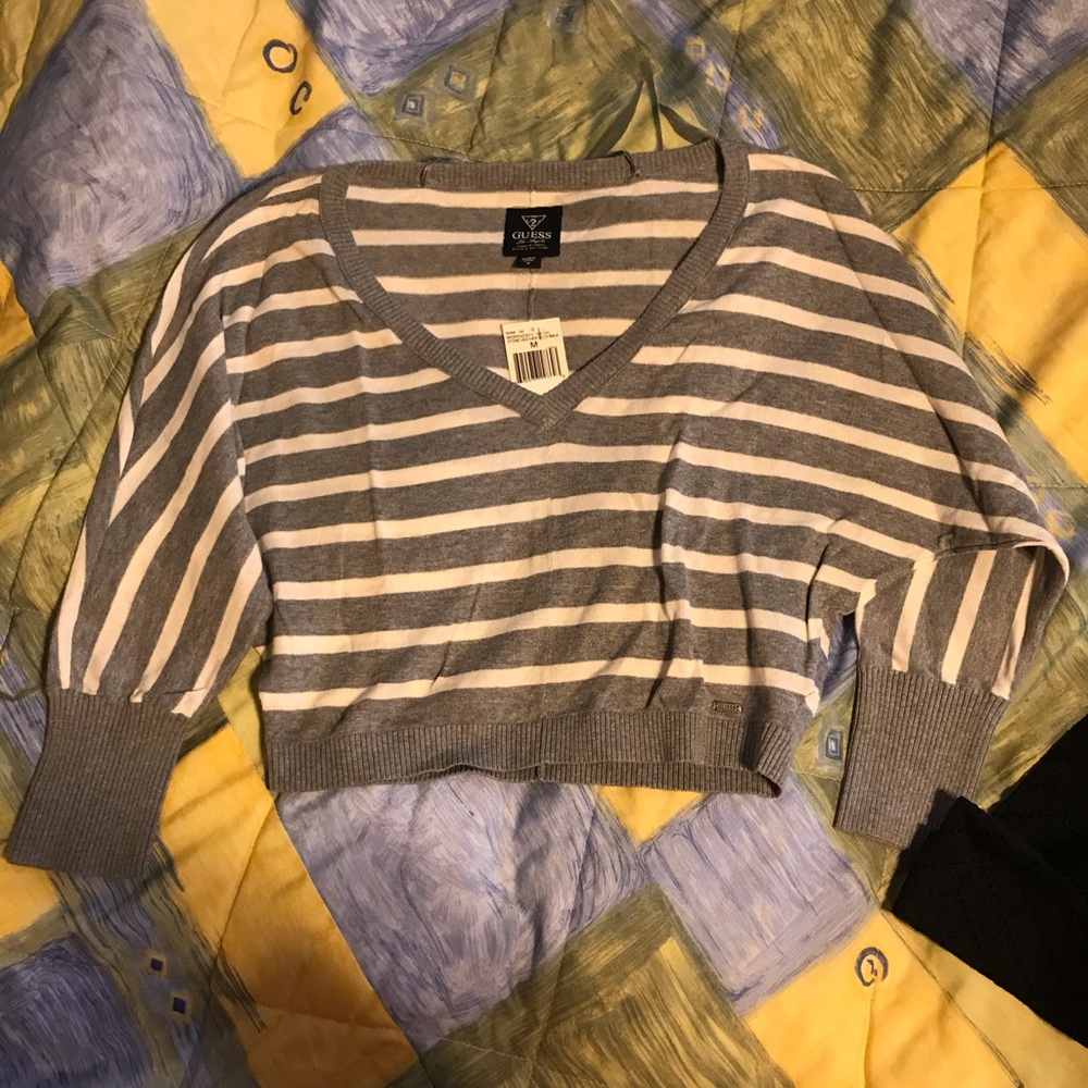 Super cute guess jeans top
